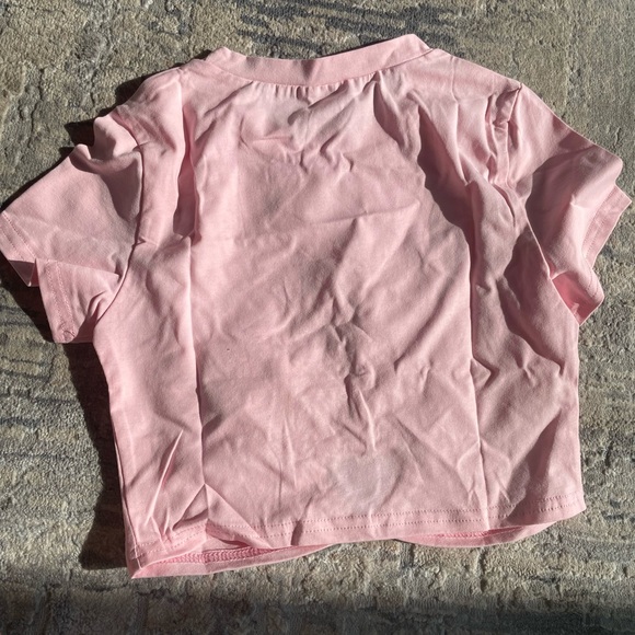 Crop top - Picture 2 of 3